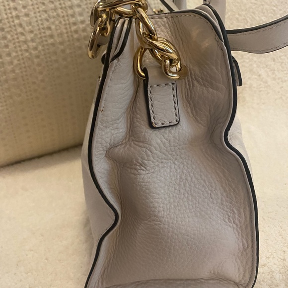 Michael Kors Medium Hamilton Tote-Vanilla - Picture 5 of 9